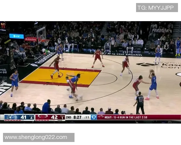 热火与湖人第二场精彩对决全场回放高清版尽享篮球盛宴